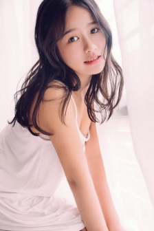 女人巨大荫蒂勃起